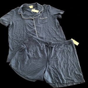 NWT Ink & Ivy Size Medium Blue Two Piece Button Up Pajama Set Shorts New Stretch